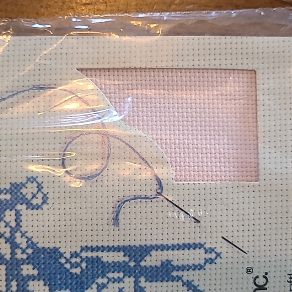 Bundle of cross stitch fabrics, 4 count, 12 x 18" - Picture 9 of 11